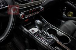 نيسان ألتيما